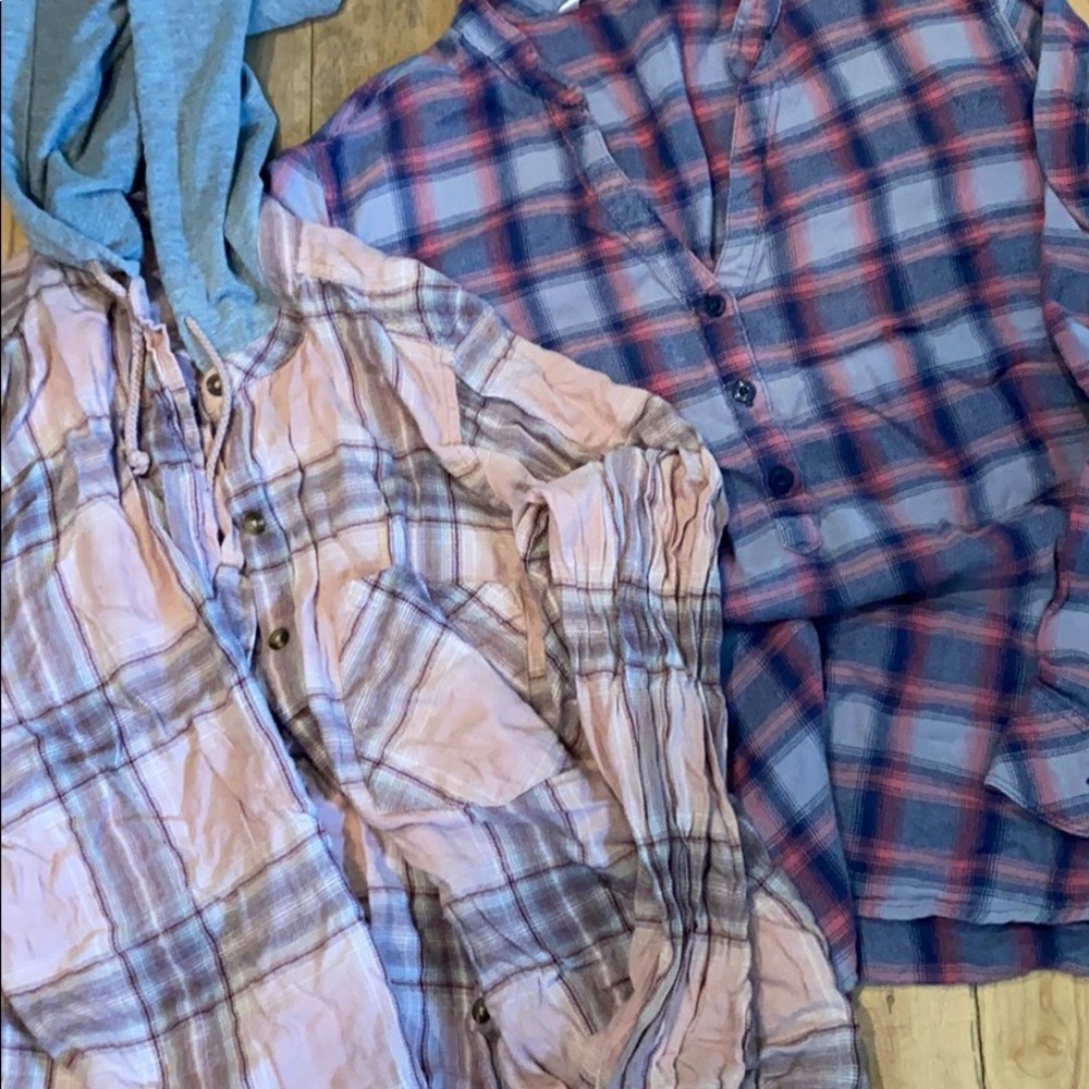 🍁bundle flannels🍂 - Picture 2 of 2
